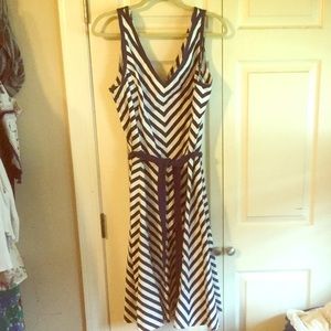 NWT V neck dress